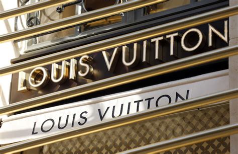 louis vuitton company contact official website|Louis Vuitton 800 number.